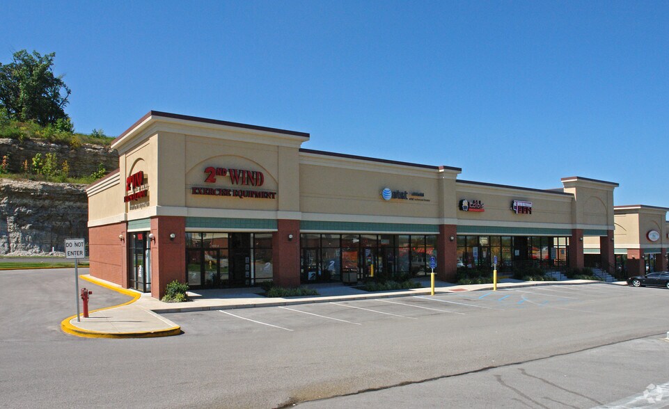 More Photos Of 932 Meramec Station Rd, Valley Park Unknown For Lease