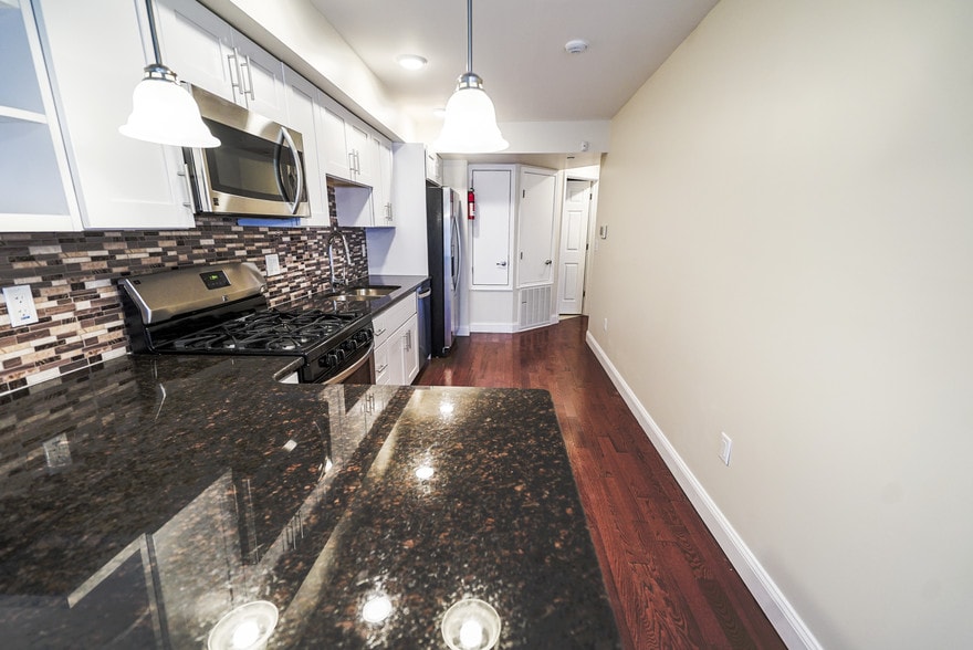 More Photos Of 1802 E Huntingdon St, Philadelphia Apartments For Sale