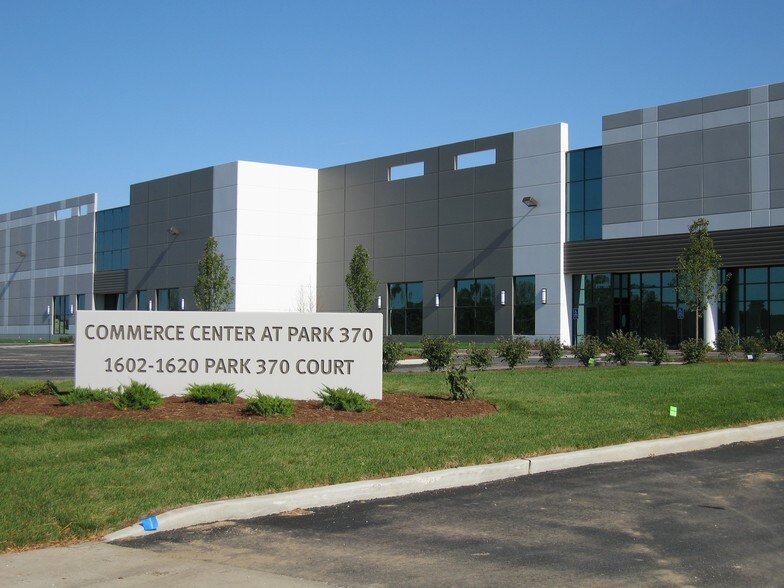 More Photos Of 1602-1620 Park 370 Ct, Hazelwood Distribution For Lease