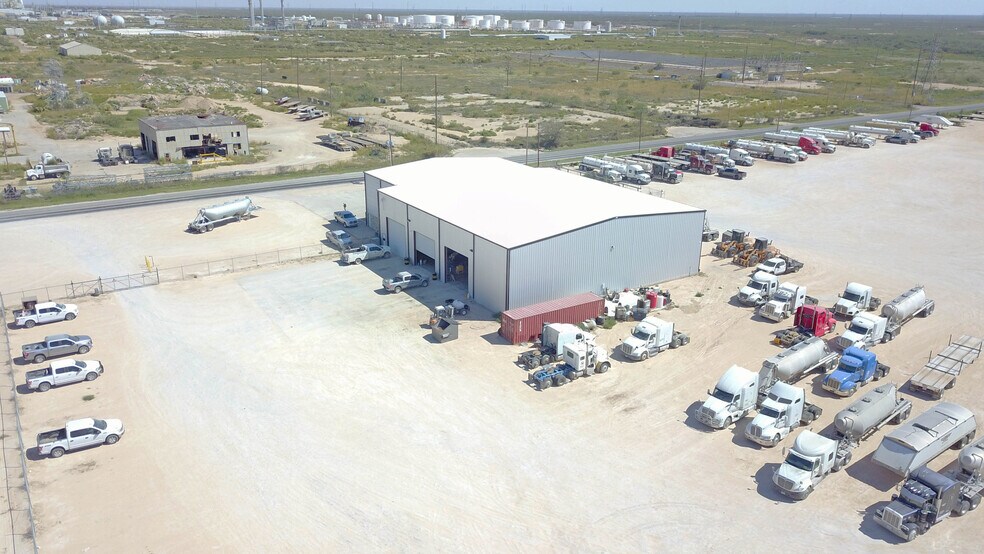 More Photos Of 2250 Dixie Blvd, Odessa Industrial For Sale