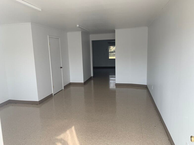 More Photos Of 4230 Lankford Hwy, Exmore Office For Lease