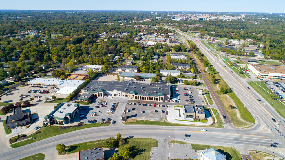 Primary Photo Of 205 E Nifong Blvd, Columbia General Retail For Lease