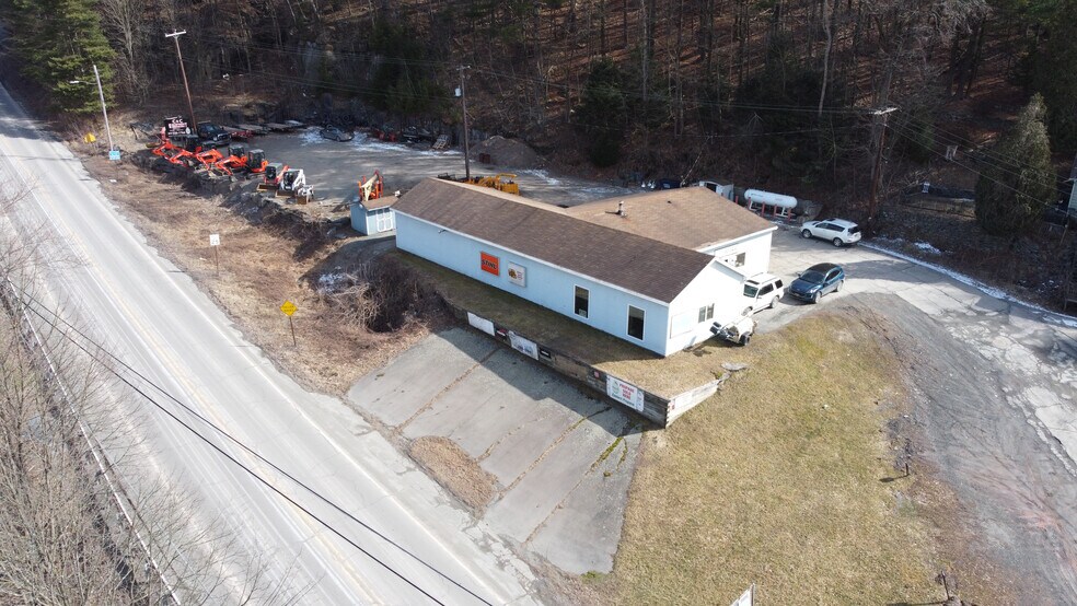 More Photos Of 120 Bellemonte Ave, Hawley General Retail For Sale