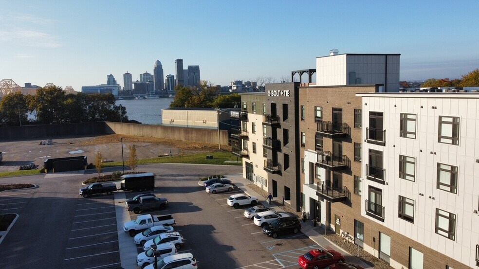 More Photos Of 1400 Main St, Clarksville Apartments For Lease