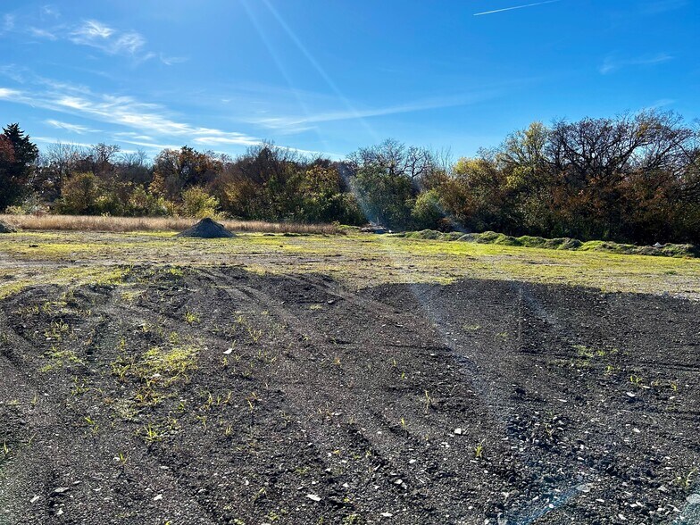 More Photos Of 8501 C F Hawn Fwy, Dallas Land For Sale