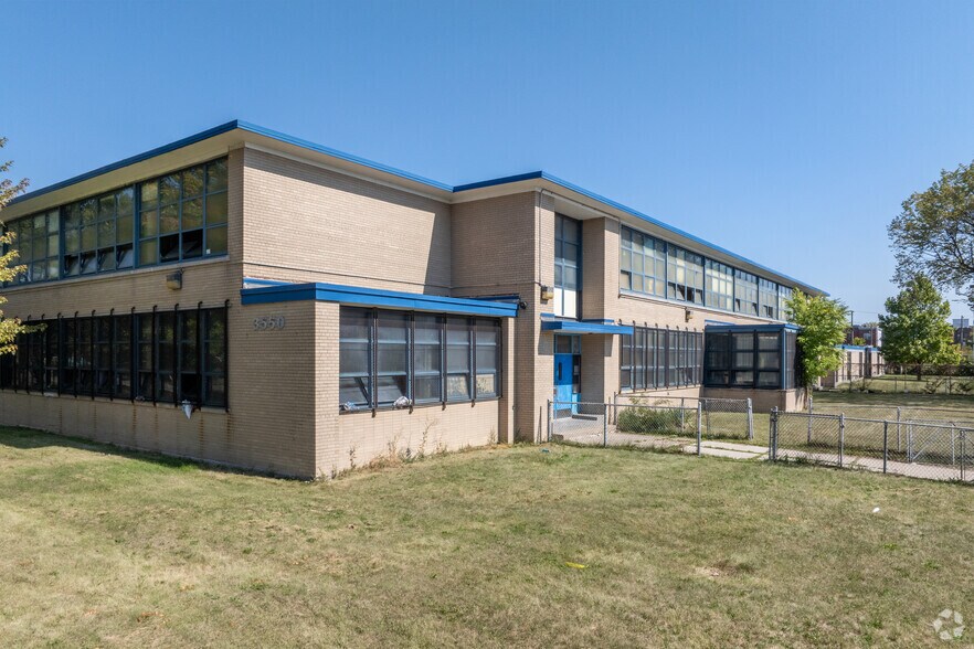 More Photos Of 3550 John C Lodge Fwy, Detroit Schools For Sale