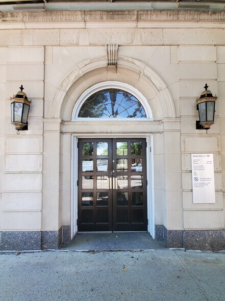 More Photos Of 20 Central Sq, Keene Office For Lease