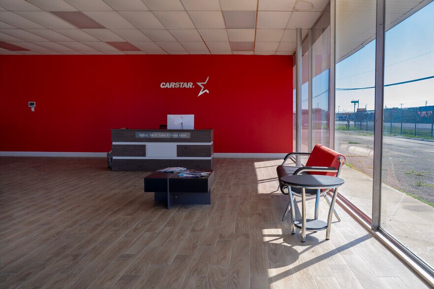 More Photos Of 4925 Avenue H, Rosenberg Warehouse For Lease