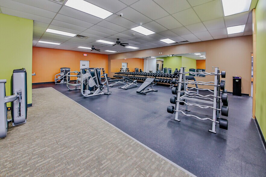 More Photos Of 203 E Military Rd, Marion Storefront Retail Office For Sale