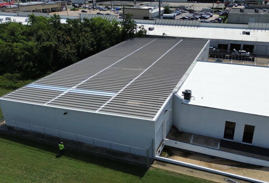 More Photos Of 16210 Clay Rd, Houston General Retail For Sale