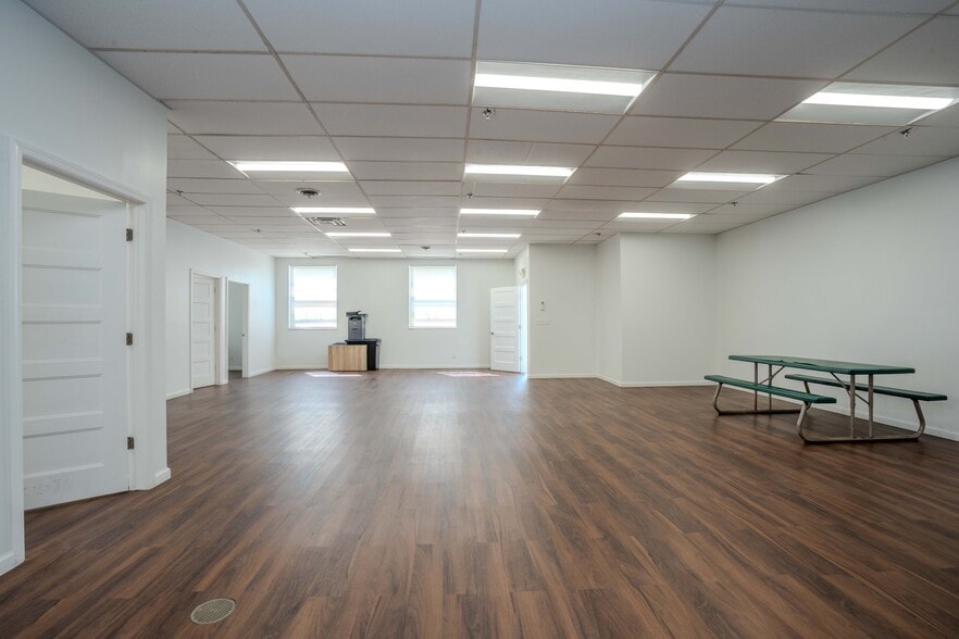 More Photos Of 15 Harmich Rd, South Plainfield Manufacturing For Sale