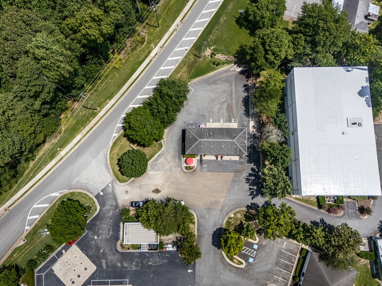 More Photos Of 4435 State Bridge Way, Alpharetta Auto Repair For Sale