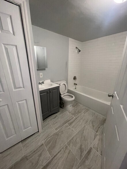 More Photos Of 619 Linwood Ave, Jacksonville Specialty For Sale