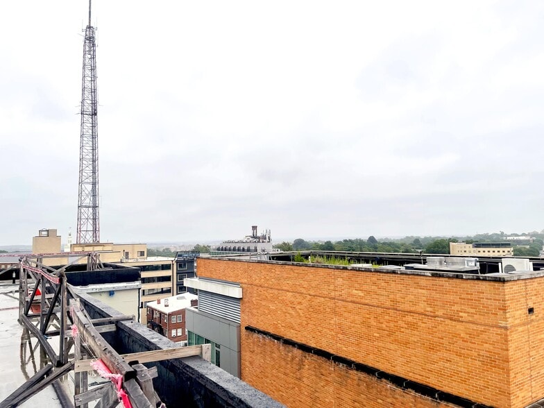 More Photos Of 4620 Wisconsin Ave NW, Washington Apartments For Sale