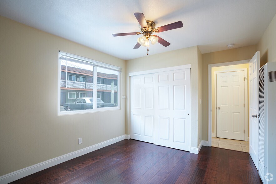 More Photos Of 6638-6646 MacArthur Blvd, Oakland Apartments For Sale