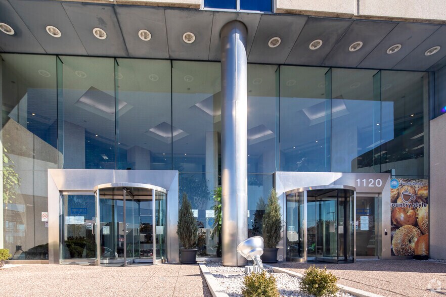 More Photos Of 1120 Finch Ave W, Toronto Office For Lease