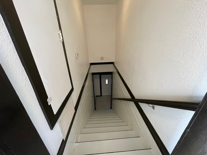 More Photos Of 613 Central Texas Expy, Lampasas Multifamily For Sale
