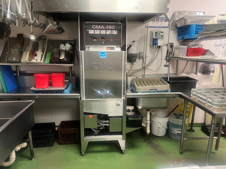 More Photos Of 214-216 Columbus Ave, Pawtucket Restaurant For Sale