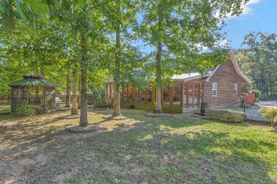 More Photos Of 11845 US 41 St, Monteagle Trailer Camper Park For Sale