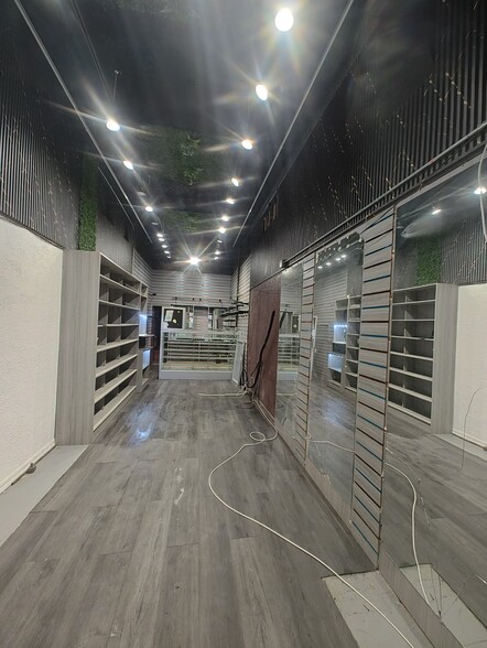 More Photos Of 1727 Second Ave, New York Apartments For Lease