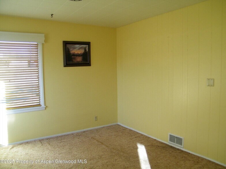 More Photos Of 758 Railroad Ave, Rifle Office For Sale