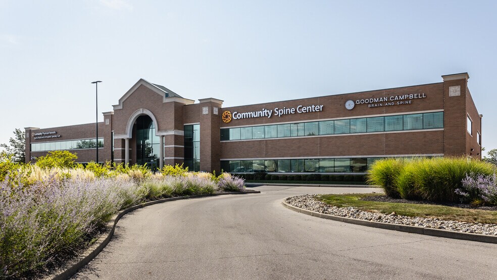 More Photos Of 555 E County Line Rd, Greenwood Medical For Lease