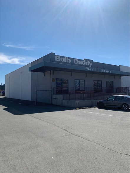 Primary Photo Of 1100 Terminal Way, Reno Showroom For Lease