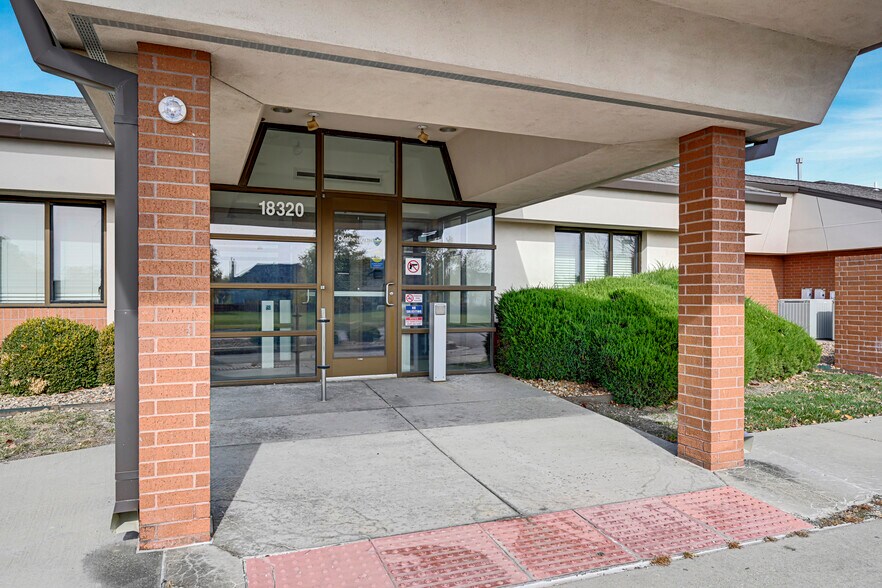 More Photos Of 18320 S Center St, Gardner Medical For Sale