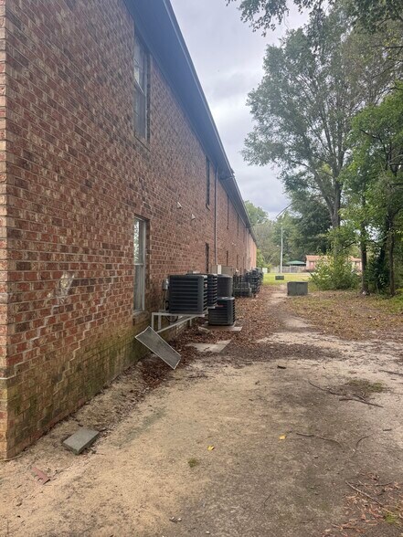 More Photos Of 3815-3823 Baker Plaza Dr, Columbus Apartments For Sale