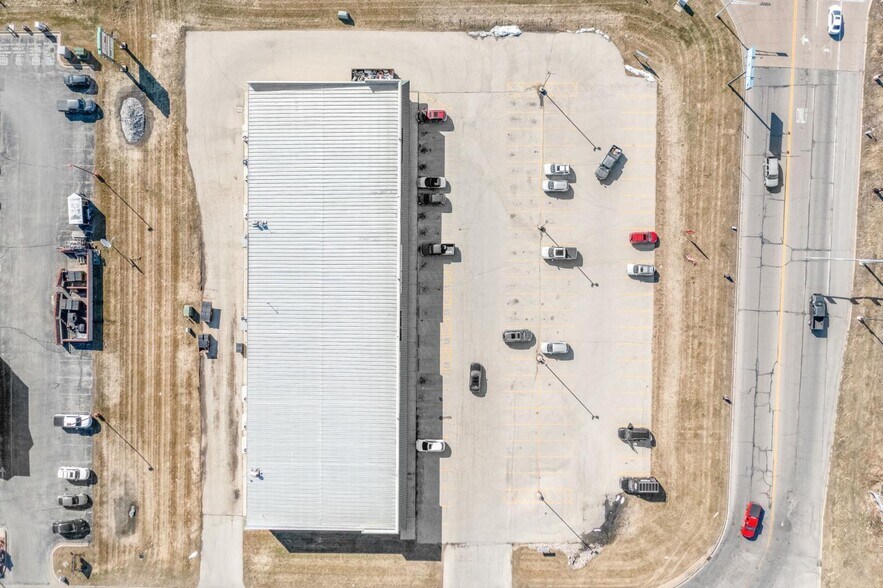 More Photos Of 224 W McCoy Blvd, Tomah General Retail For Sale