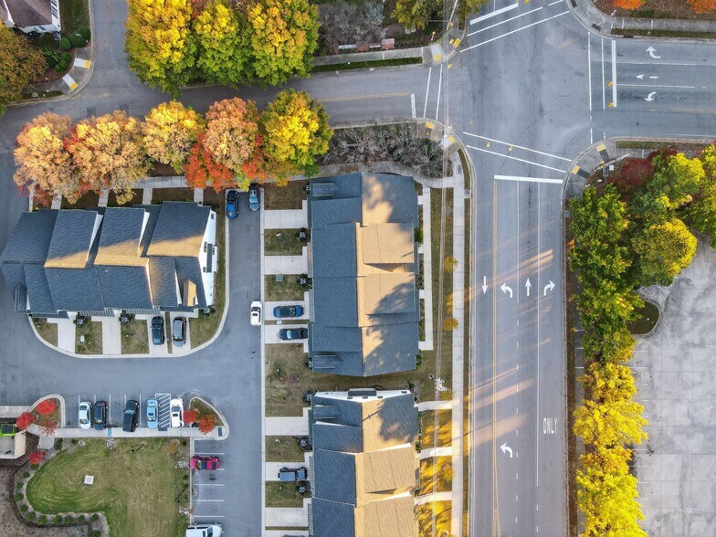 More Photos Of 6104-6120 Fox Rd, Raleigh Apartments For Sale