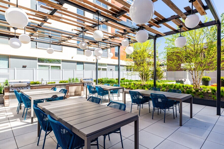 More Photos Of 190 Pleasant St, Malden Apartments For Lease