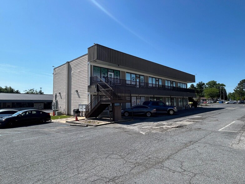 More Photos Of 4200 N Dupont Hwy, Dover Freestanding For Sale