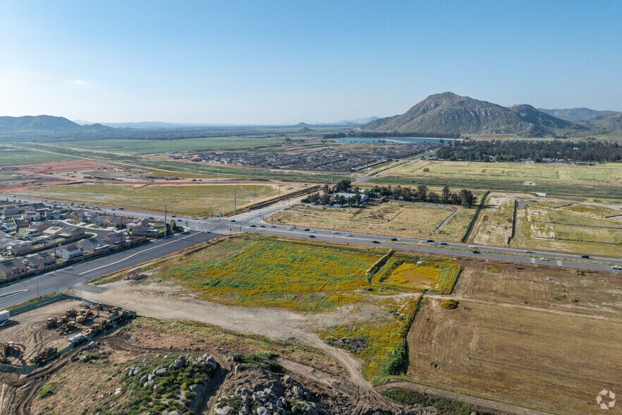 More Photos Of SEC Domenigoni Rd & Leon Rd, Winchester Unknown For Lease