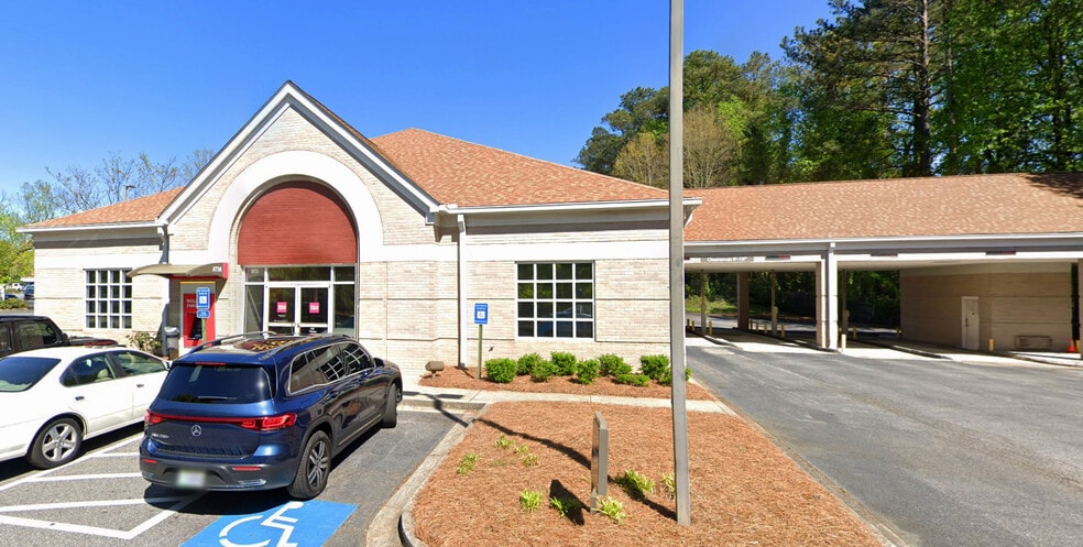 More Photos Of 8721 Roswell Rd, Atlanta Bank For Sale