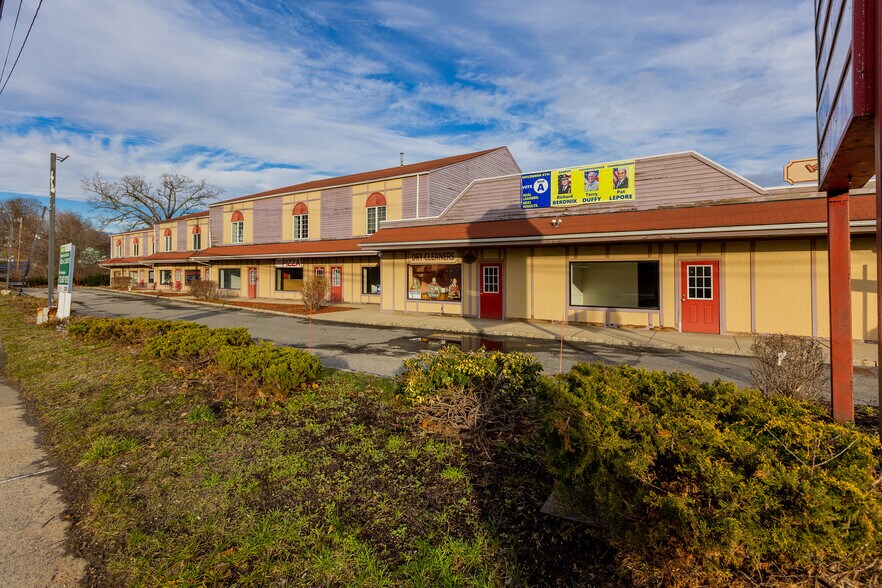 More Photos Of 1590-1610 Union Valley Rd, West Milford General Retail For Sale