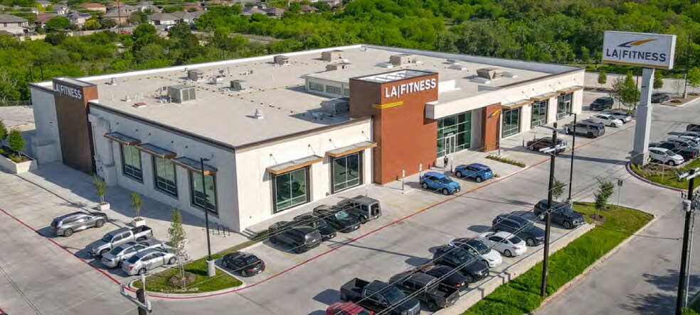More Photos Of 9955 Braun Rd, Helotes Health Club For Sale