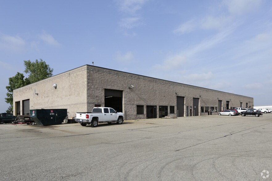 More Photos Of 3408 Busch Dr SW, Grandville Manufacturing For Sale