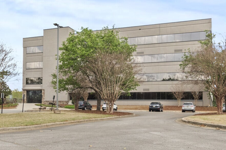 More Photos Of 215 Wynn Dr, Huntsville Office For Lease