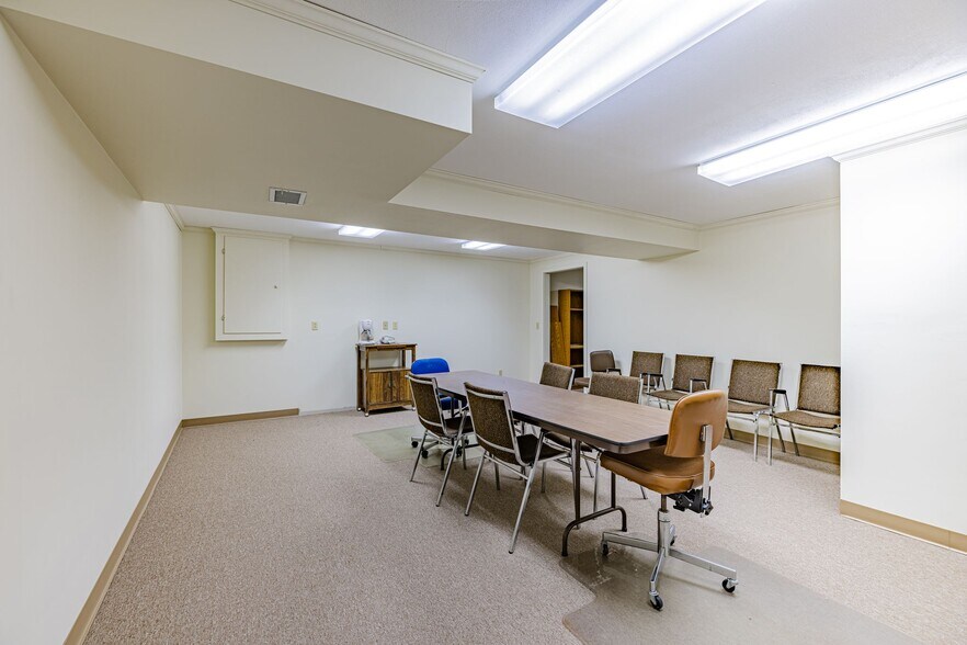 More Photos Of 2211 Lyell Ave, Rochester Medical For Sale