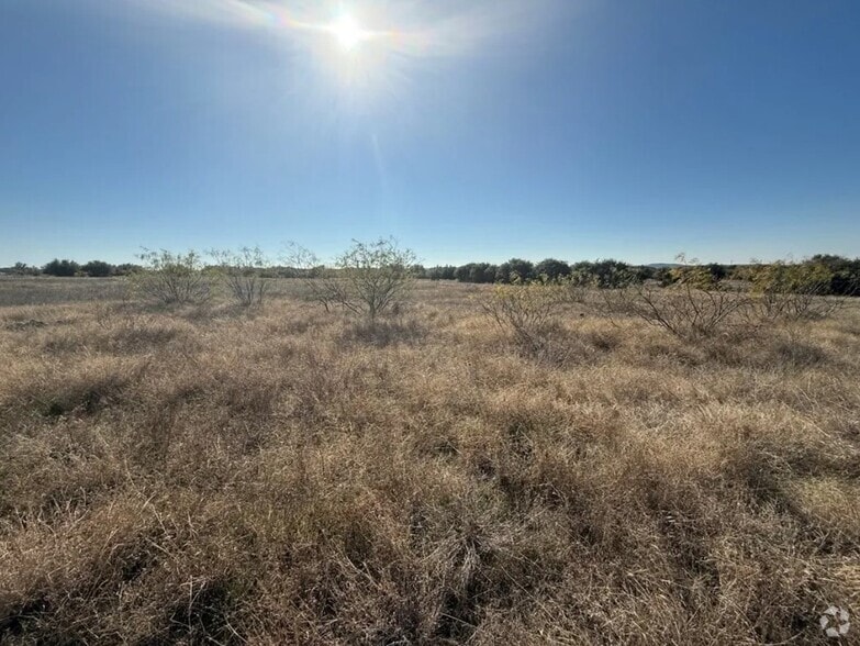 Primary Photo Of Mockingbird Bnd, Graford Land For Sale
