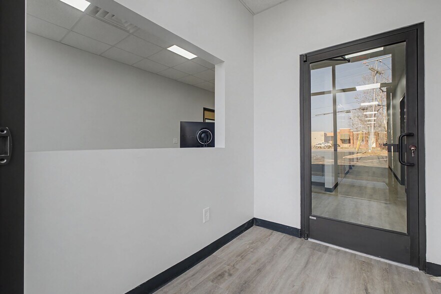 More Photos Of 207 Iris Dr, Hendersonville Daycare Center For Sale