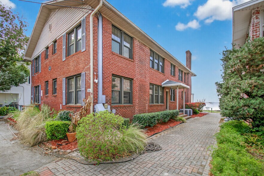 More Photos Of 1710 River Rd, Jacksonville Apartments For Sale