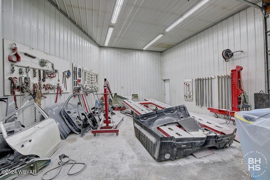 More Photos Of 102 S Henderson St, Lock Haven Auto Repair For Sale