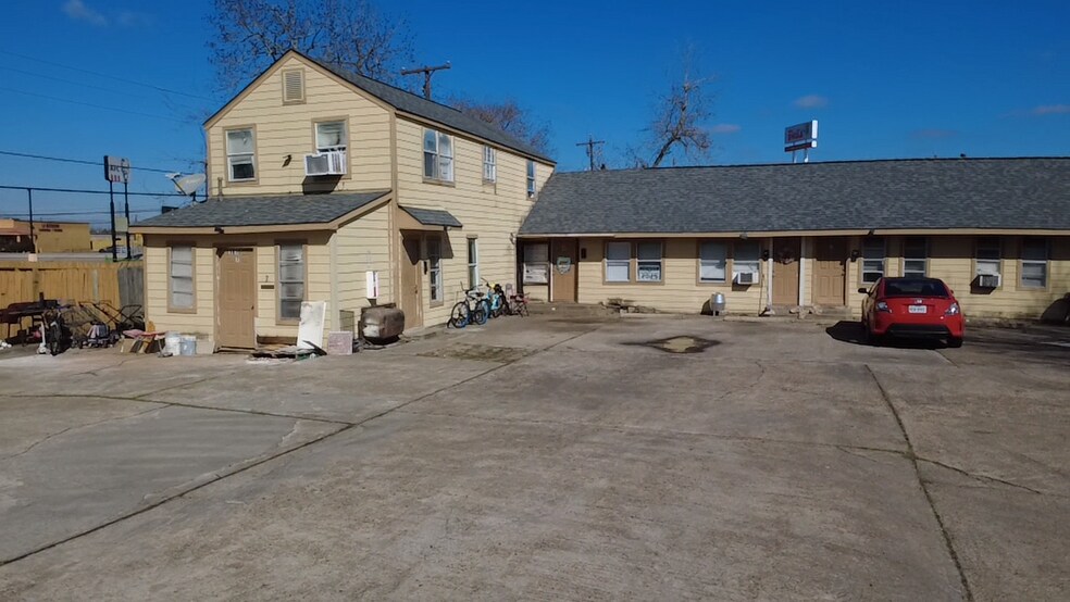 More Photos Of 1026 Miles St, Rosenberg Apartments For Sale