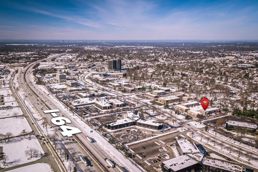 More Photos Of 10351-10361 Linn Station Rd, Louisville Office For Sale