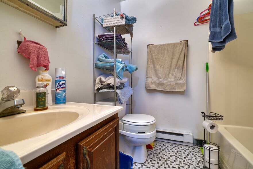 More Photos Of 2926 Christopher Ave, Baltimore Apartments For Sale