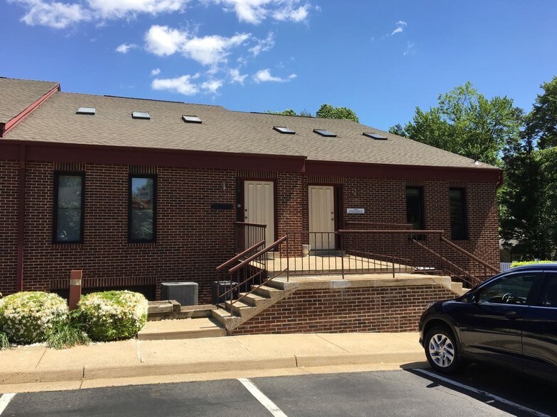 More Photos Of 2555-2575 Chain Bridge Rd, Vienna Medical For Sale