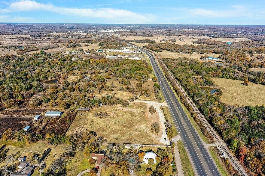 More Photos Of 5000 S State Highway 6, Hearne Land For Sale