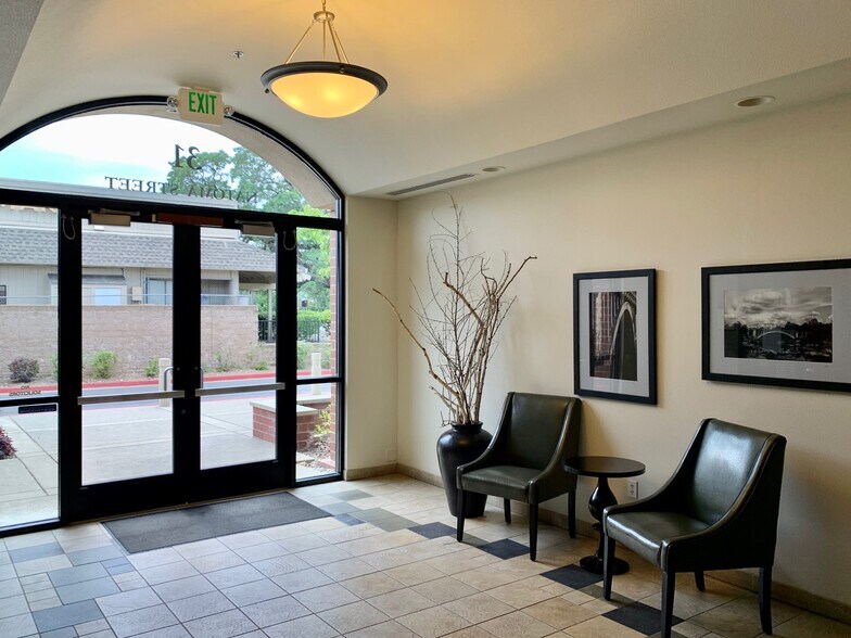 More Photos Of 31 Natoma St, Folsom Medical For Lease